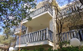Rooms Villa Desa